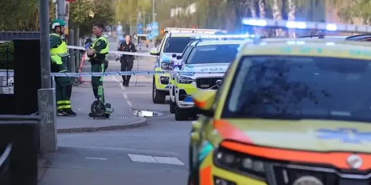Tres personas perdieron la vida tras tiroteo en Uppsala, Suecia