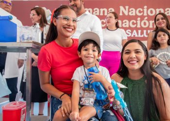 Colima está en los primeros lugares nacionales de vacunación: Gobernadora