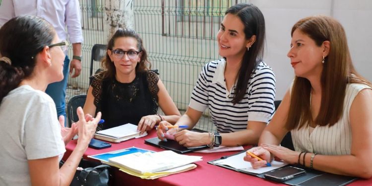 Rosi Bayardo lleva 16 semanas escuchando y atendiendo de cerca a la gente con “Gobierno Cerca de Ti