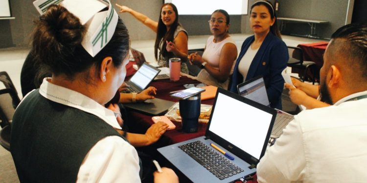 Instituto Colimense de las Mujeres capacita a personal en el uso del Banavim