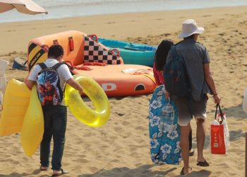 Playas de Manzanillo son aptas para uso recreativo