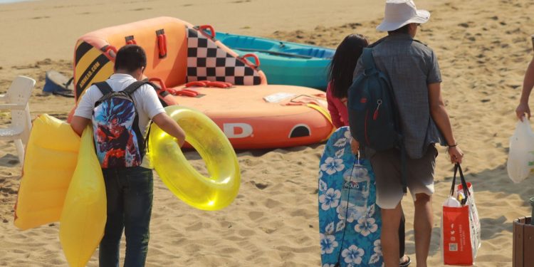 Playas de Manzanillo son aptas para uso recreativo