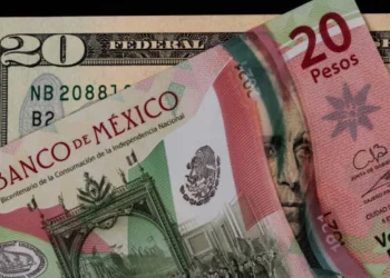 Dólar supera los 21 pesos debido a la guerra comercial