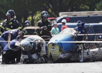 Avioneta se estrella al sur de Florida cerca de autopista