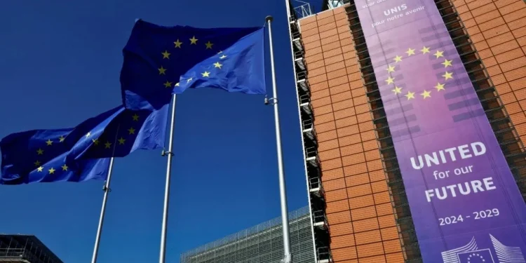 Millonaria multa de la Unión Europea a Apple y Meta por violar la Ley