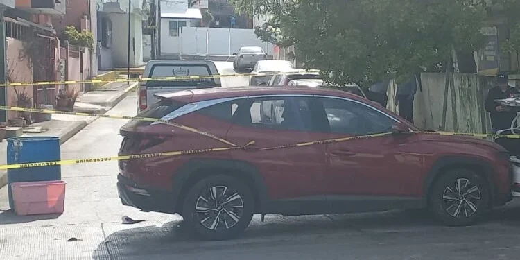 Mujer Sufre un Infarto Mientras Manejaba y Muere; Provoca Choque en Tampico