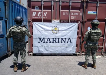 Personal de la Armada de México asegura más de cinco toneladas de mercurio en el Recinto Portuario de Manzanillo, Colima