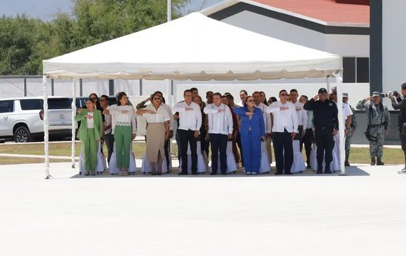 H Congreso del Estado de Colima. Diputada Yommira Barreto participa en ceremonia de toma de posesión al cargo y protesta de bandera