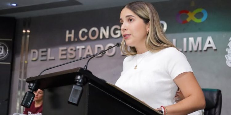 H Congreso del Estado de Colima. En el uso de la voz, la diputada Sofia Peralta Ferro, hizo referencia a un accidente ocurrido en la Unidad Deportiva “Gustavo Vázquez Montes”