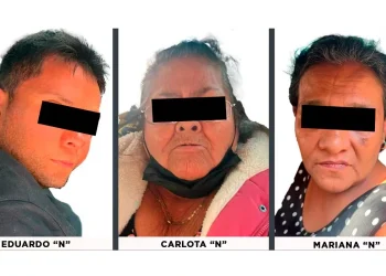 Dan prisión preventiva a Carlota “N”, abuelita “sicaria”, por doble homicidio en Chalco