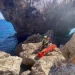Sale herido un joven tras saltar desde las rocas al mar en Cala Varques
