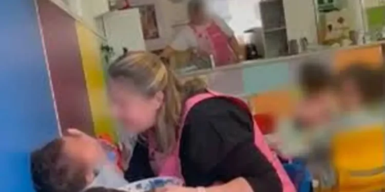 Policía Nacional detiene a cuatro trabajadoras de una guardería de Torrejón por agresiones a una bebé: “Me tienes harta”