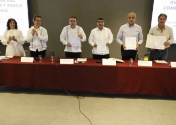 Gobierno del Estado de Colima, Conapesca e Imipas firman convenios para garantizar atención al sector pesquero