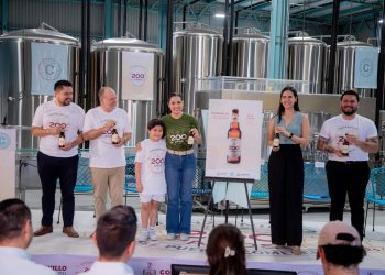 Indira Vizcaíno, Rosi Bayardo y Cervecería de la Costa presentan la cerveza ‘Manzanillo 200’, que honra al municipio porteño