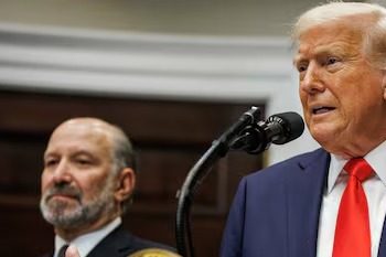 Donald Trump pone pausa de 90 días a aranceles; mantiene la medida con China