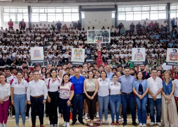 Indira Vizcaíno inauguró la etapa estatal de Juegos Deportivos Escolares de Secundaria