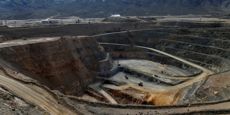 China dejó sin tierras raras a la industria militar de EE.UU., controlando el 85% del procesamiento global