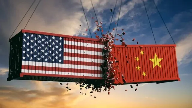 China impone aranceles recíprocos a Estados Unidos; Wall Street registra su peor sesión