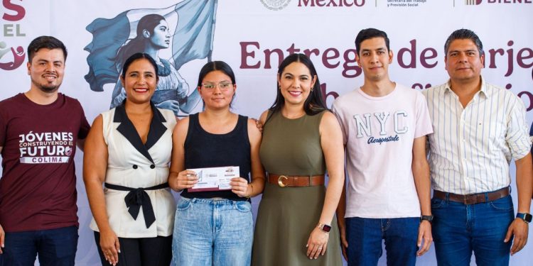 Indira Vizcaíno invita a aprendices de Jóvenes Construyendo el Futuro a aprovechar al máximo el programa