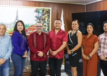 Llevan a cabo reunión para fortalecer acciones conjuntas a favor de la igualdad, inclusión y justicia para la comunidad LGBTTTIQ+ (FGE)