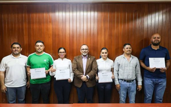 En colaboración con la Fiscalía General del Estado de Michoacán, la Fiscalía General del Estado de Colima impartió el Curso de Extracción de Información de Equipos Telefónicos en plataformas WhatsApp y Trema FGE