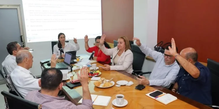 H Congreso del Estado de Colima. Llevan a cabo reunión extraordinaria No.32 de la Junta de Gobierno y Coordinación Política (JUCOPO) de la LXI Legislatura Local