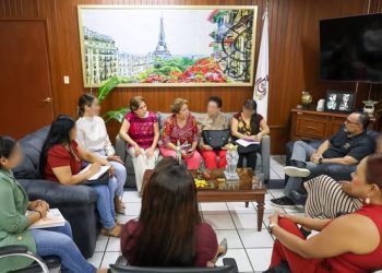 El Fiscal General del Estado, Bryant Alejandro García Ramírez, recibió en su despacho a integrantes de la Asociación Civil “Rita Ruiz Velasco” FGE