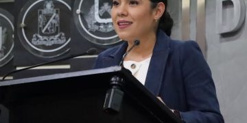 H Congreso del Estado de Colima. La Gobernadora del Estado, Indira Vizcaíno da su reconocimiento y eterno agradecimiento a todas y todos los maestros