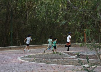 Salud Colima advierte riesgos en menores y personas adultas, por altas temperaturas