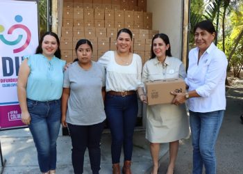 DIF Estatal entrega 7 mil 500 litros de leche para más de 4 mil estudiantes del municipio de Colima