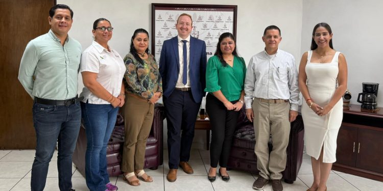 Gobierno del Estado de Colima y Consulado de EE. UU. fortalecen estrategia contra fraudes laborales