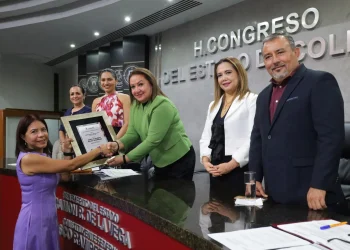 Entrega Congreso de Colima el Premio Estatal de Psicología 2025
