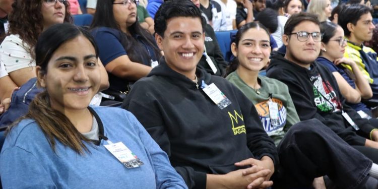 Inaugura Adolfo Núñez el Encuentro Latinoamericano de Educación en la UdeC