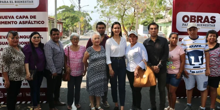 Rosi Bayardo inaugura la avenida de los Gansos tras su rehabilitación