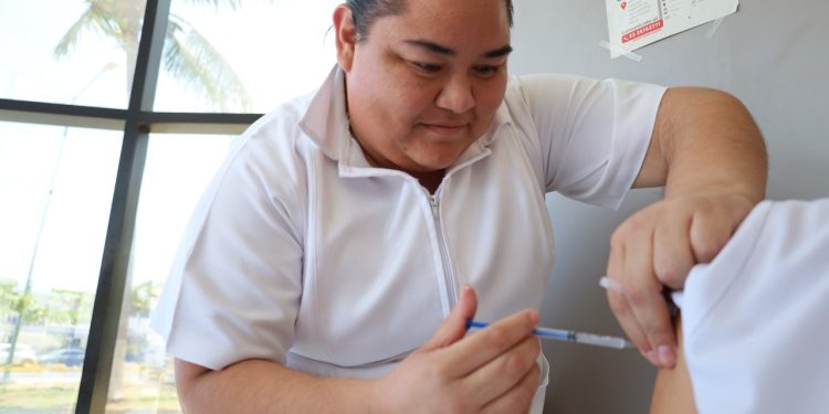 Ante aumento de casos de sarampión en el país, Salud Colima ofrece vacunación gratuita