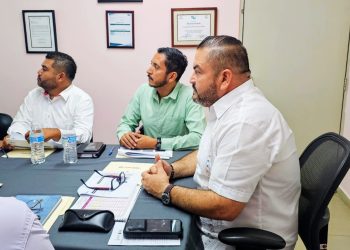 7 escuelas privadas se unen al IEEA para combatir el analfabetismo en Colima