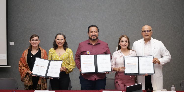 Se fortalece el Sistema Estatal de Salud en Colima: Víctor Torrero