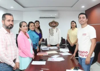 H Congreso del Estado de Colima. Se lleva a cabo reunión con la finalidad de dar seguimiento a los expedientes que se encuentran en proceso.