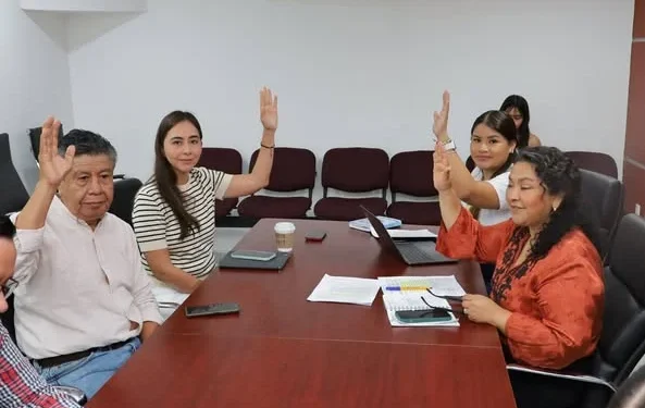 H Congreso del Estado de Colima. Las comisiones conjuntas de Estudios Legislativos y Puntos Constitucionales, aprobaron las bases y la convocatoria para otorgar la condecoración “Margarita Torres Huerta” en su