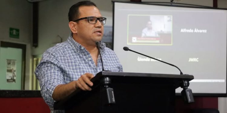 H Congreso del Estado de Colima. El diputado Beto Partida celebra el anuncio de la nueva central de abastos