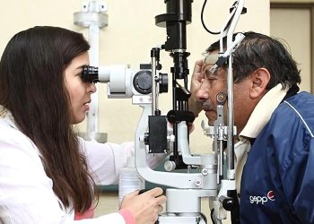 Advierte Salud Colima sobre riesgos para padecer glaucoma; ofrece servicio gratuito de oftalmología