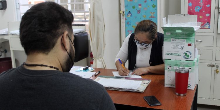 Pondera Salud Colima beneficios de chequeos en varones; evaluaciones preventivas son gratuitas