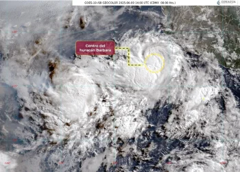‘Bárbara’ ya es huracán categoría 1 y está a 245 km de Manzanillo; UEPC Colima sigue en alerta