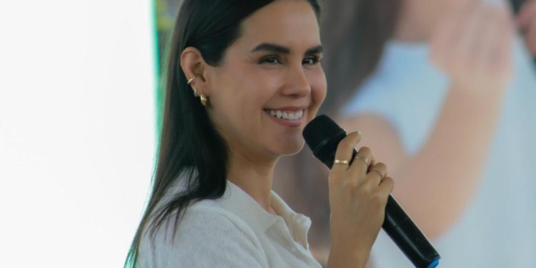 Rosi Bayardo entregará UniBeca a casi 2 mil 700 estudiantes de universidad pública la próxima semana