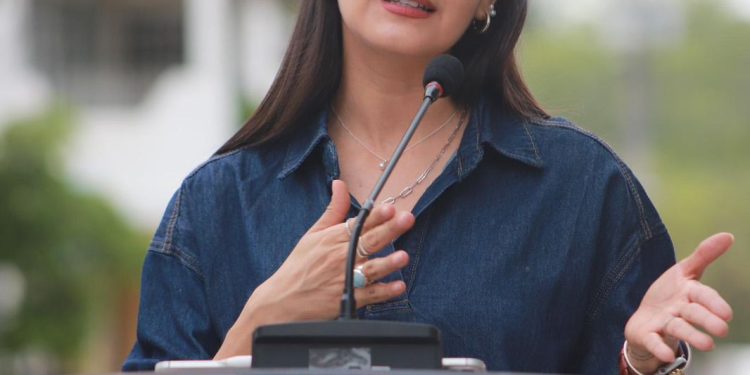 Más Obras para el Bienestar en Manzanillo: Rosi Bayardo inaugura la calle Vicente Guerrero