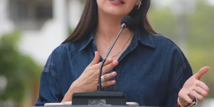 Más Obras para el Bienestar en Manzanillo: Rosi Bayardo inaugura la calle Vicente Guerrero