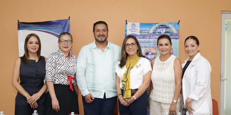 Reconoce Gobierno del Estado de Colima la labor de AMANC para atender a menores con cáncer