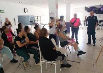 SSP Colima imparte charlas sobre prevención del delito entre el sector empresarial