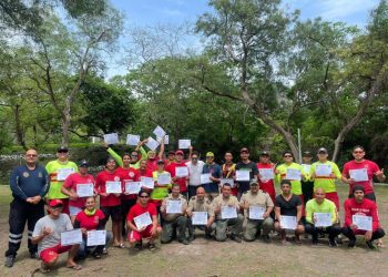 UEPC Colima impulsa certificación de rescate en aguas rápidas