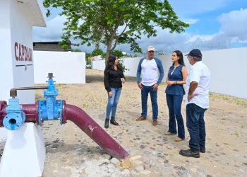Rosi Bayardo inaugura pozo de agua para mejorar el abasto en la delegación de Salagua